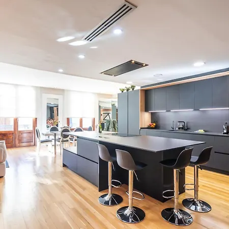 Central Market Lux * Valence